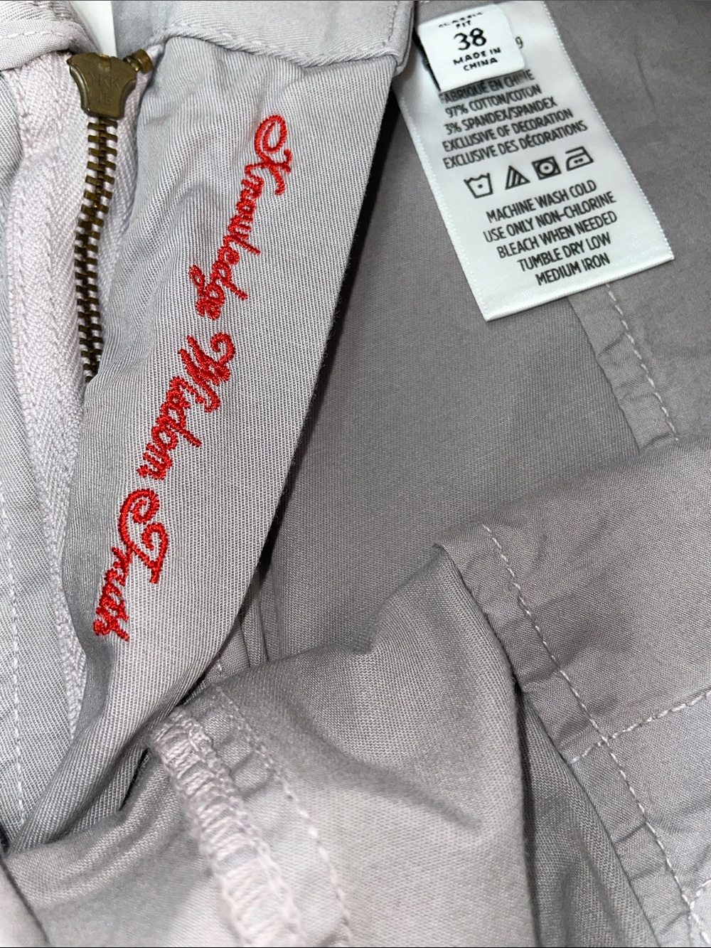 ROBERT GRAHAM MARANA SHORTS IN GREY FTL-06-081 - Picture 7 of 7